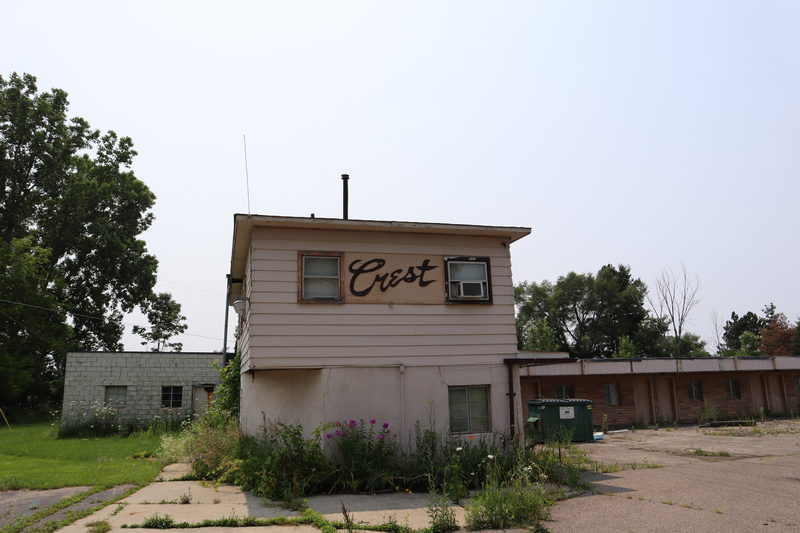 Crest Motel (Bethel Suites) - July 2021 (newer photo)